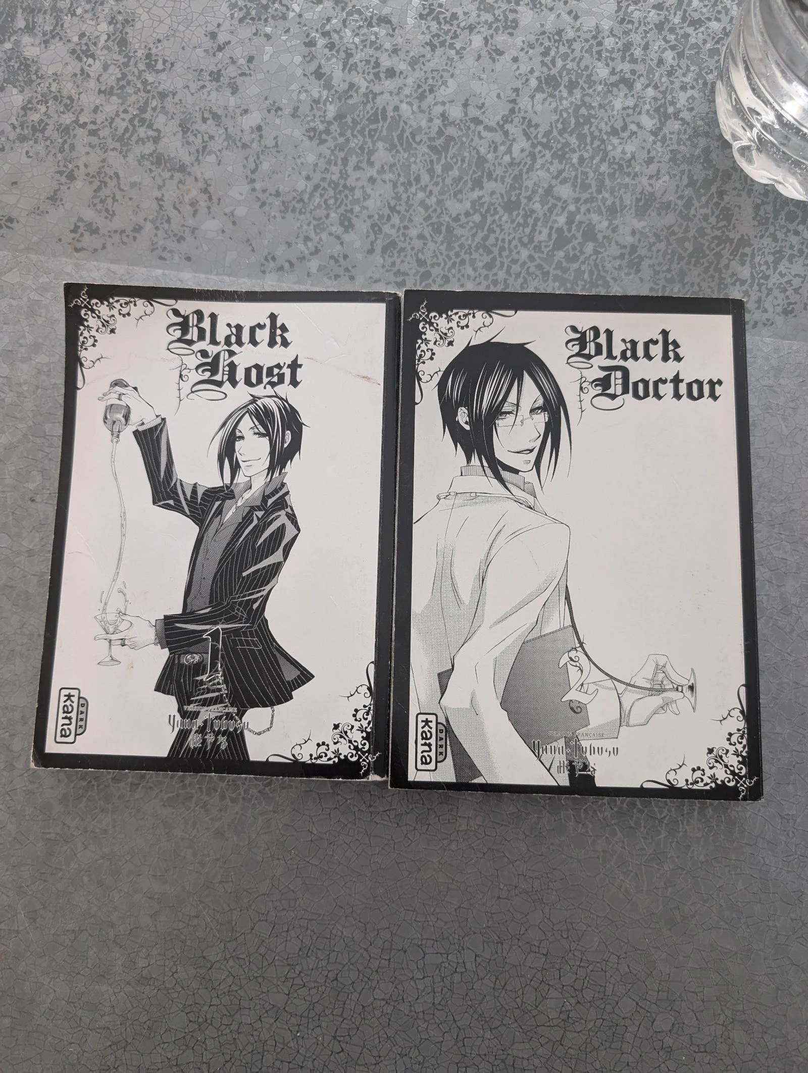 Lot de 2 Artbooks Black Butler / Kuroshitsuji* 📚